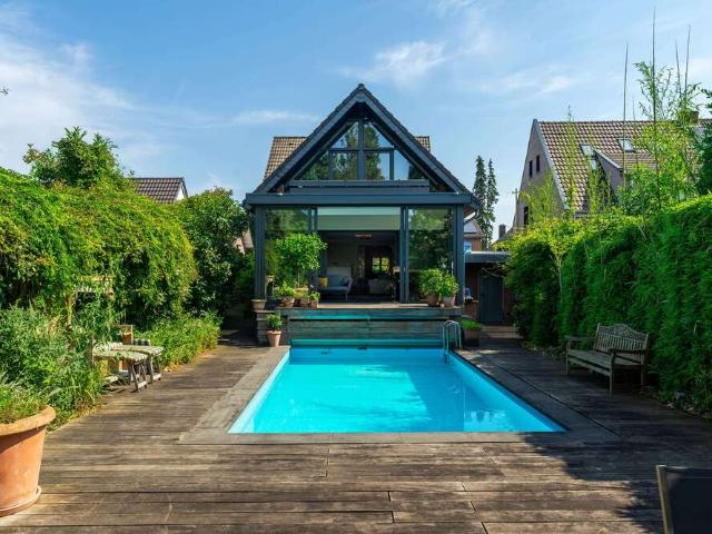 Haus zum Kaufen in Meerbusch Osterath 1.250.000,00 EUR 184 m²