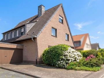 Haus zum Kaufen in Meerbusch Osterath 875.000,00 EUR 201 m²