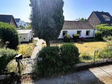 Haus zum Kaufen in Meerbusch Lank Latum 250.000,00 EUR 90 m²