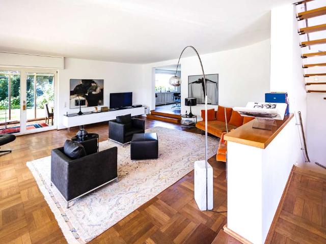 Haus zum Kaufen in Meerbusch Strümp 1.889.000,00 EUR 334 m²