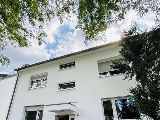 Haus zum Kaufen in Meerbusch 1.100.000,00 EUR 368 m²