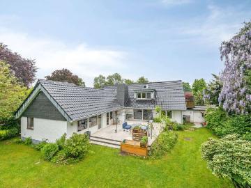 Haus zum Kaufen in Meerbusch 1.285.000,00 EUR 268 m²