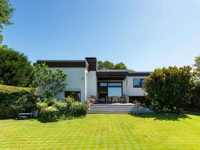 Haus zum Kaufen in Meerbusch 1.295.000,00 EUR 200 m²