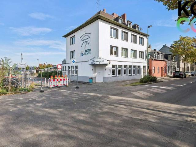 Haus zum Kaufen in Meerbusch 1.330.000,00 EUR 455 m²