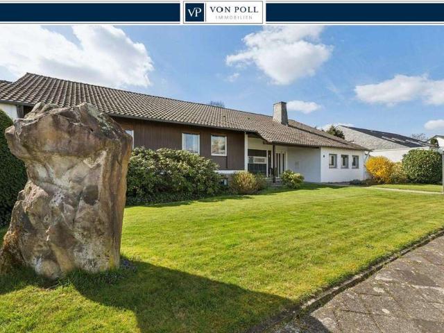 Haus zum Kaufen in Meerbusch 1.390.000,00 EUR 386 m²