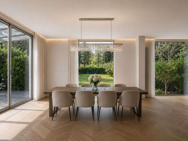 Haus zum Kaufen in Meerbusch 1.690.000,00 EUR 390.9 m²