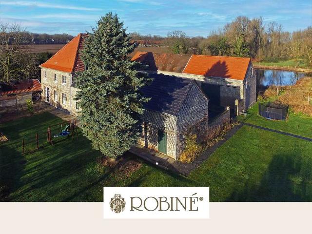 Haus zum Kaufen in Meerbusch 4.500.000,00 EUR 366 m²