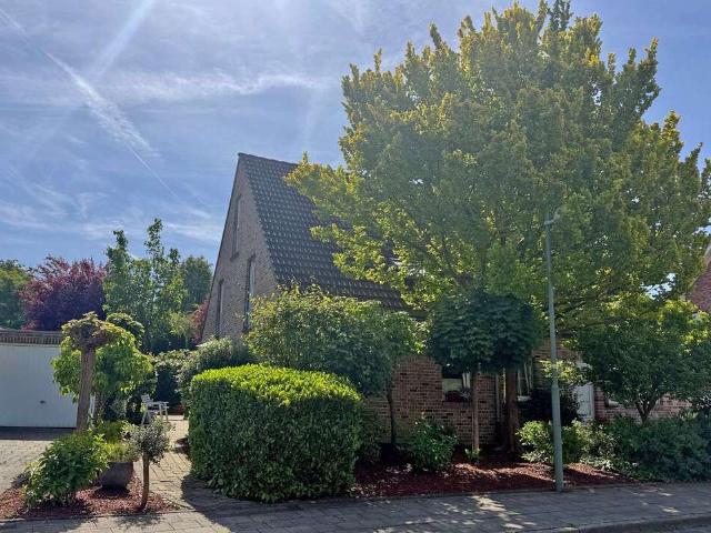 Haus zum Kaufen in Meerbusch 648.000,00 EUR 110 m²