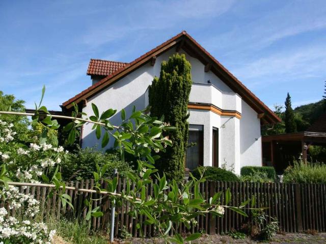 Haus zum Kaufen in Henneberg 488.000,00 EUR 285 m²