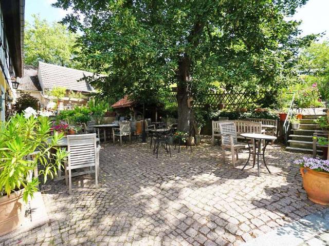Haus zum Kaufen in Meißen 800.000,00 EUR 240 m²