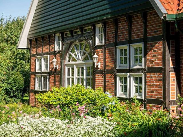 Haus zum Kaufen in Melle 990.000,00 EUR 367.48 m²