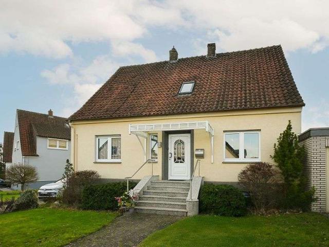 Haus zum Kaufen in Melle, Wiehengeb 295.000,00 EUR 200 m²