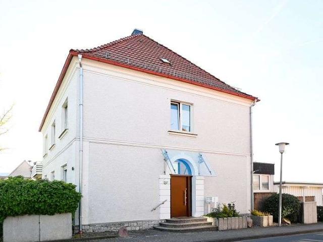 Haus zum Kaufen in Melle, Wiehengeb 349.000,00 EUR 260 m²