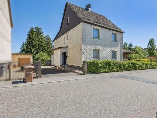 Haus zum Kaufen in Merenberg 289.000,00 EUR 227 m²