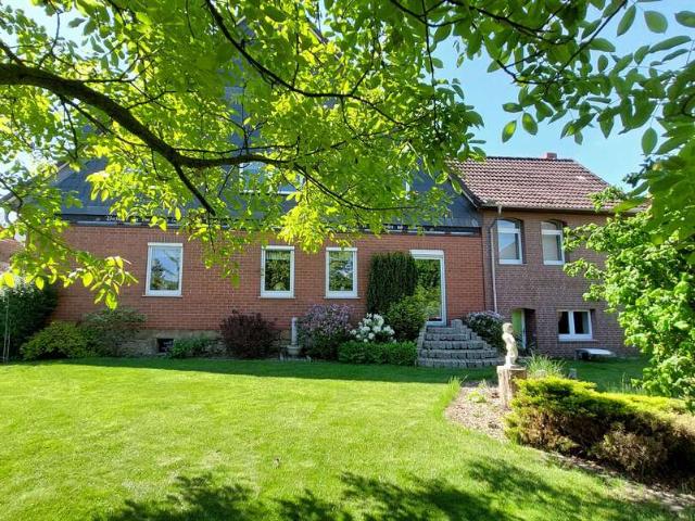 Haus zum Kaufen in Messenkamp 429.000,00 EUR 430 m²