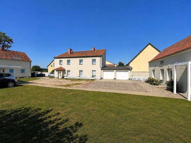 Haus zum Kaufen in Mittenwalde 1.390.000,00 EUR 299 m²