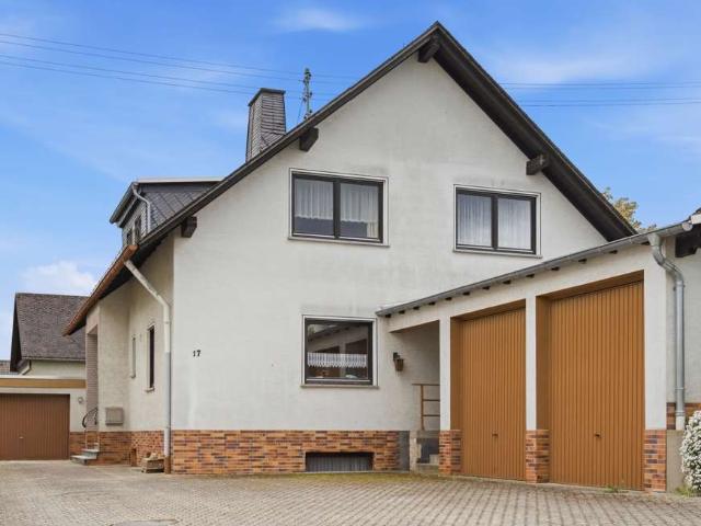 Haus zum Kaufen in Miehlen 275.000,00 EUR 201 m²