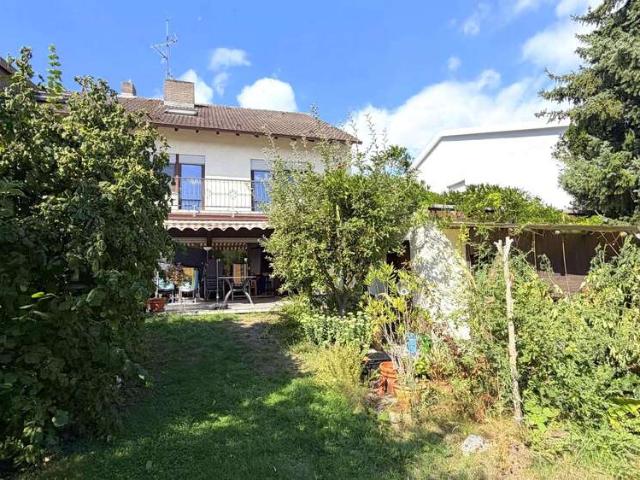 Haus zum Kaufen in Mühlheim 628.500,00 EUR 214.65 m²