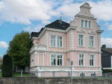 Haus zum Kaufen in Mülheim an der Ruhr 695.000,00 EUR 231.61 m²