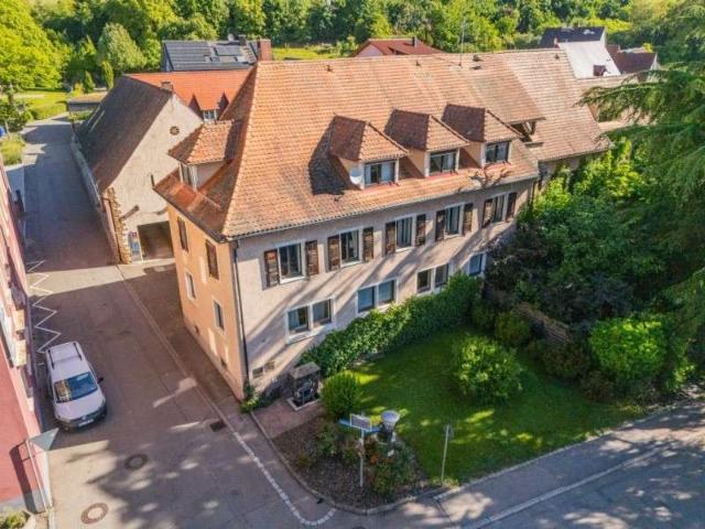 Haus zum Kaufen in Müllheim 1.050.000,00 EUR 444 m²