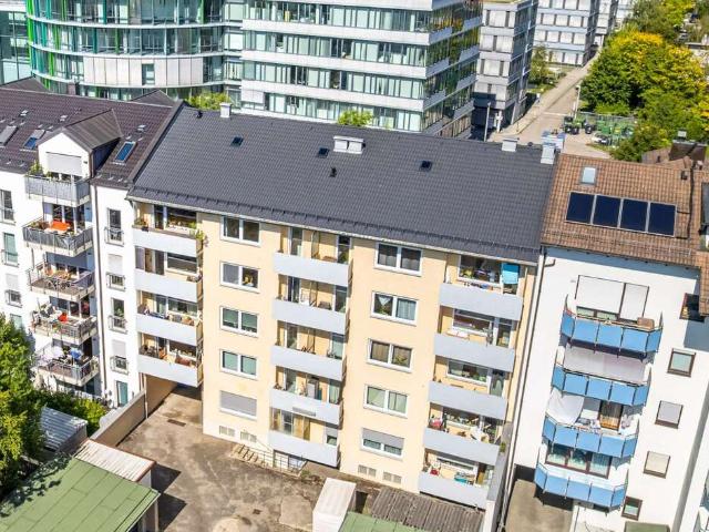 Haus zum Kaufen in München 5.995.000,00 EUR 972.27 m²