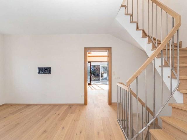 Haus zum Kaufen in München 859.000,00 EUR 160.78 m²