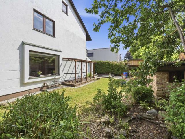 Haus zum Kaufen in München 1.590.000,00 EUR 243.8 m²