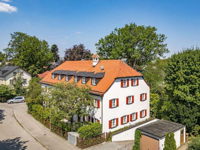 Haus zum Kaufen in München 1.750.000,00 EUR 251 m²
