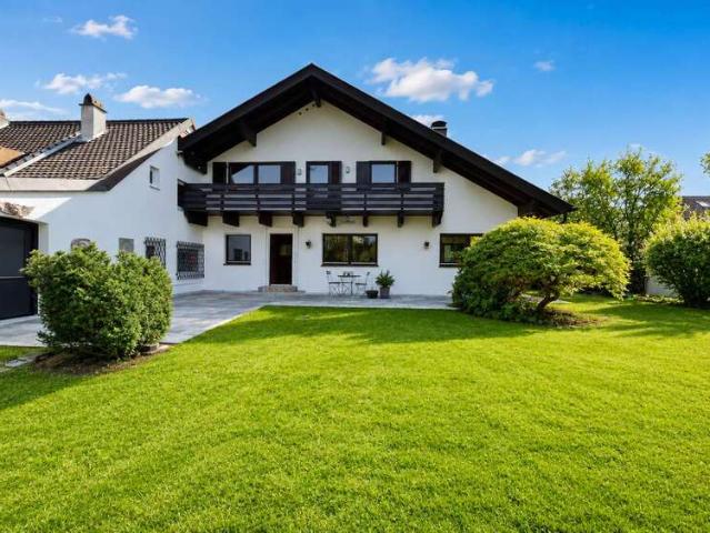 Haus zum Kaufen in München Solln 1.890.000,00 EUR 195 m²