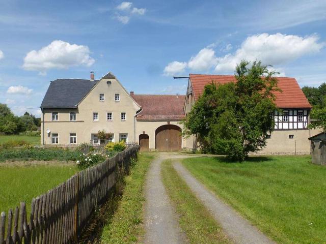 Haus zum Kaufen in Nobitz 330.000,00 EUR 250 m²