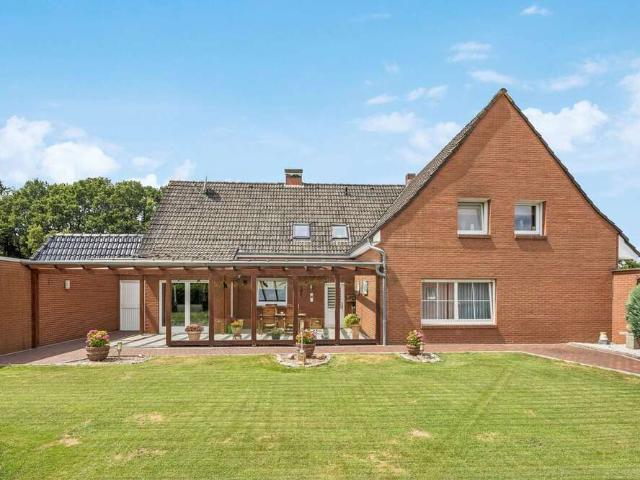 Haus zum Kaufen in Nordhorn 595.000,00 EUR 259 m²