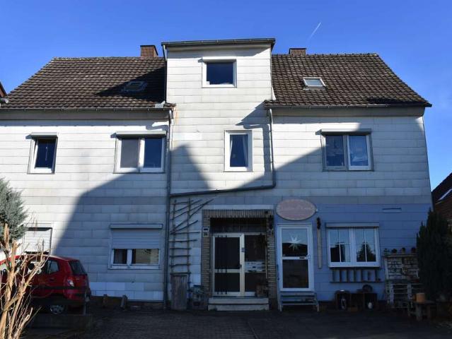 Haus zum Kaufen in Nörten Hardenberg 250.000,00 EUR 317 m²