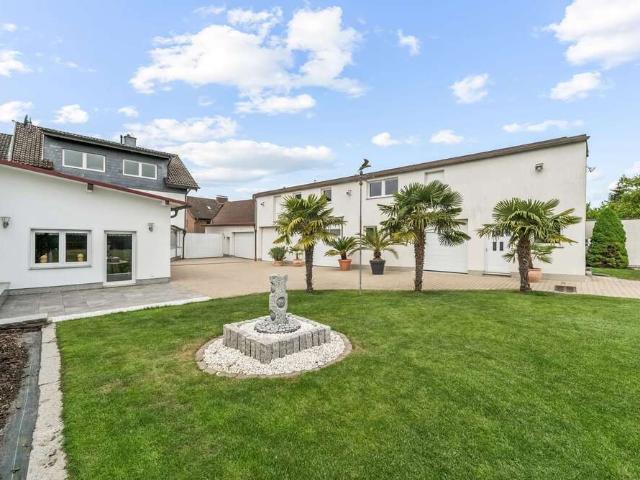 Haus zum Kaufen in Nörvenich 749.000,00 EUR 277 m²
