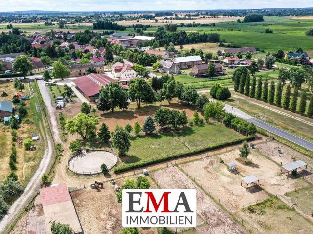 Haus zum Kaufen in Nauen 3.600.000,00 EUR 416 m²