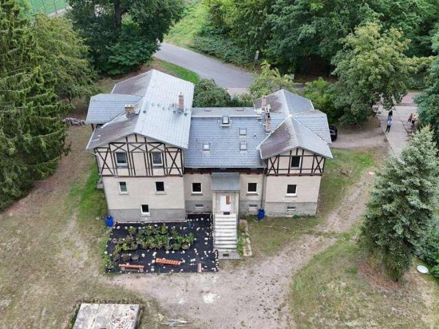 Haus zum Kaufen in Nauen 495.000,00 EUR 360 m²