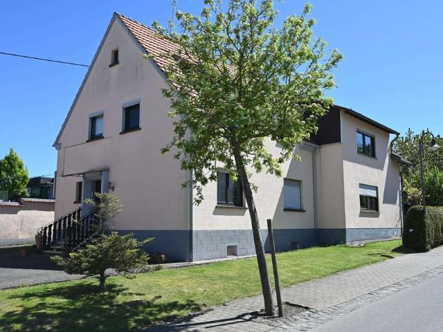 Haus zum Kaufen in Naunheim 330.000,00 EUR 240 m²