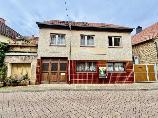 Haus zum Kaufen in Nackenheim 359.000,00 EUR 214.3 m²
