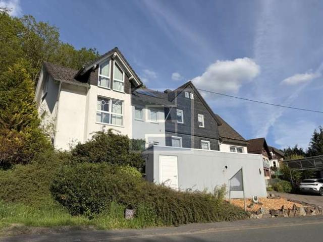Haus zum Kaufen in Netphen Eckmannshausen 550.000,00 EUR 315 m²
