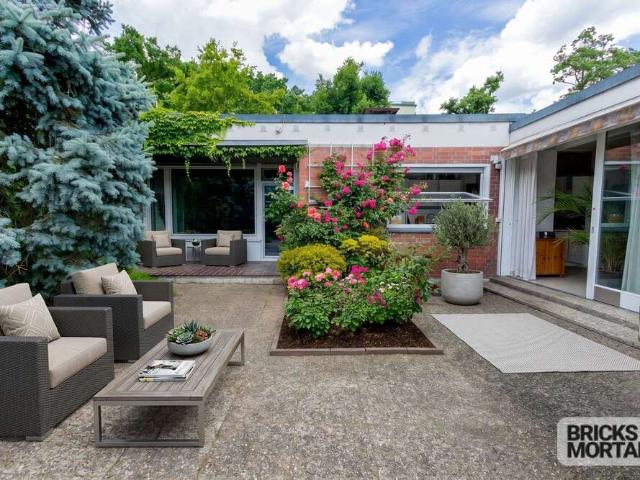 Haus zum Kaufen in Neu Isenburg Gravenbruch 790.000,00 EUR 147.73 m²