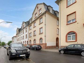 Haus zum Kaufen in Neu Isenburg 1.319.000,00 EUR 419.2 m²
