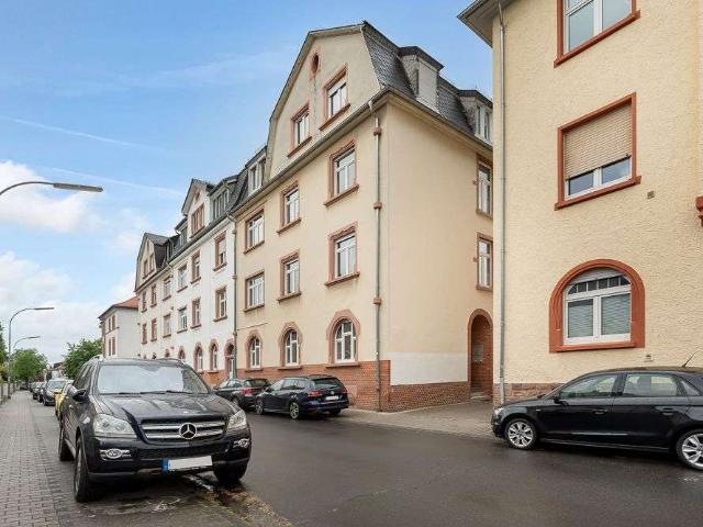 Haus zum Kaufen in Neu Isenburg 1.319.000,00 EUR 419.2 m²