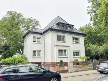 Haus zum Kaufen in Neu Isenburg 790.000,00 EUR 220.47 m²