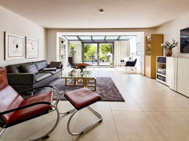 Haus zum Kaufen in Neu Isenburg 730.000,00 EUR 182 m²