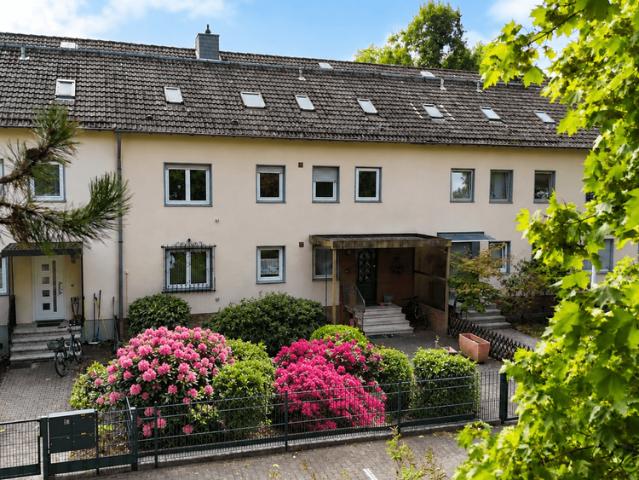 Haus zum Kaufen in Neu Isenburg 899.000,00 EUR 211 m²