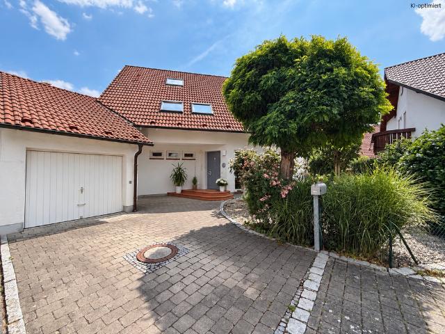 Haus zum Kaufen in Neu Ulm 925.000,00 EUR 236 m²