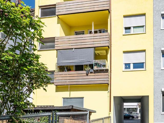 Haus zum Kaufen in Neu Ulm 999.999,00 EUR 292.81 m²