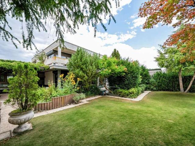 Haus zum Kaufen in Neu Ulm Ludwigsfeld 698.900,00 EUR 257.47 m²