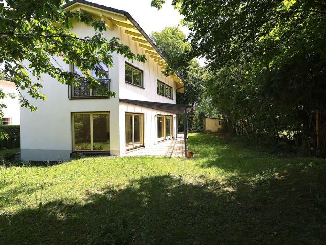 Haus zum Kaufen in Neubiberg 1.820.000,00 EUR 194 m²