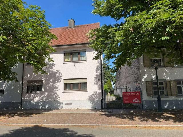 Haus zum Kaufen in Neuenburg 660.000,00 EUR 366 m²