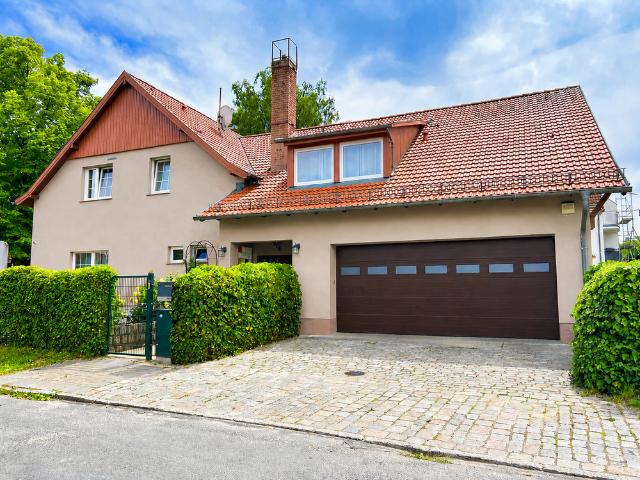 Haus zum Kaufen in Neuenhagen bei Berlin 1.150.000,00 EUR 287.6 m²